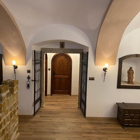 Superb - Medieval Apartment Kutná Hora Exteriör bild